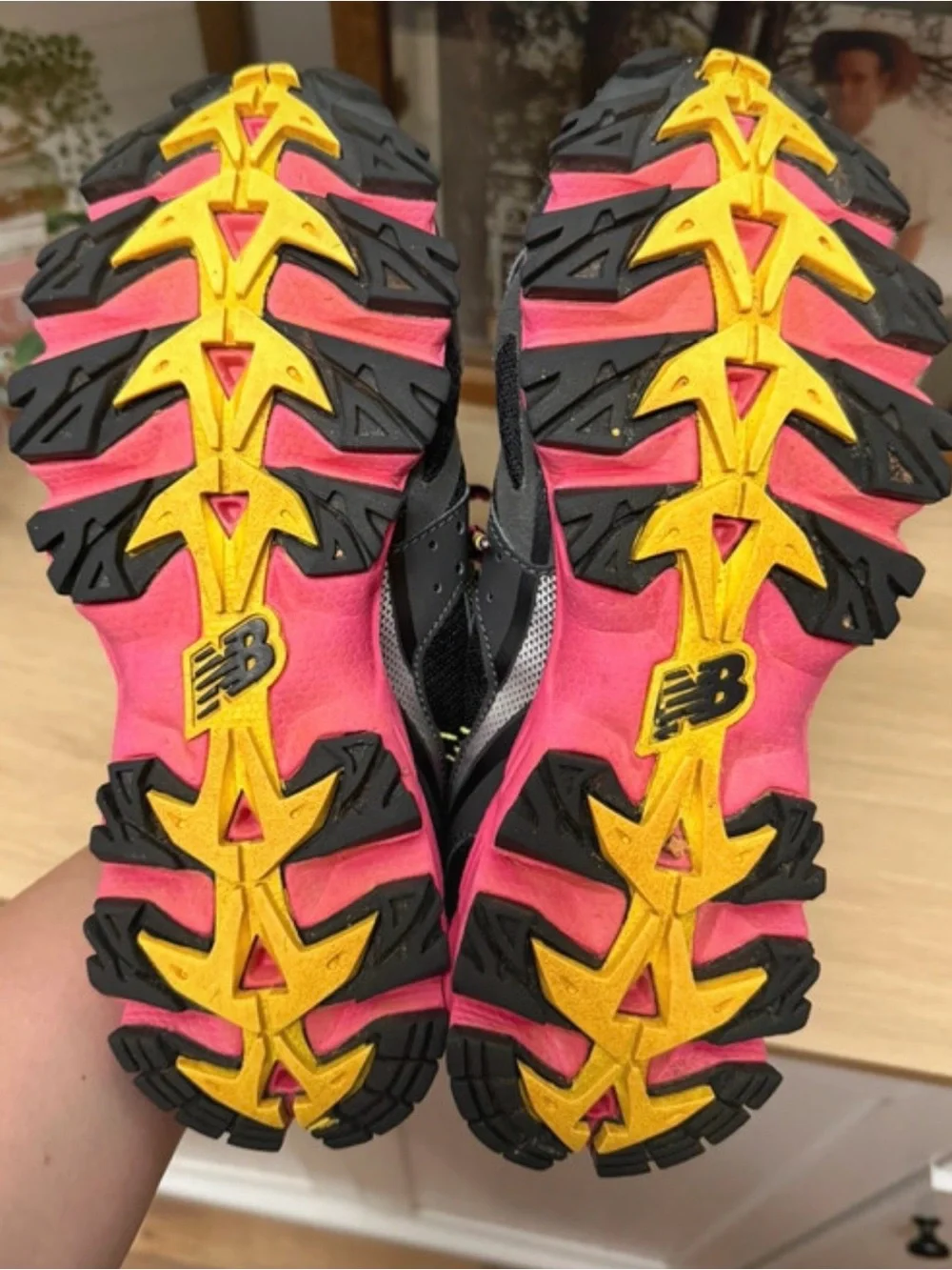 New Balance 610 Trail Running Shoes Pink/Black Women's Size 7